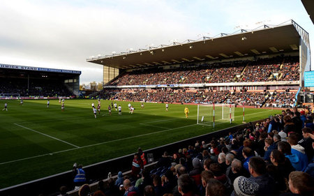 奠定了早期 奠定了早期